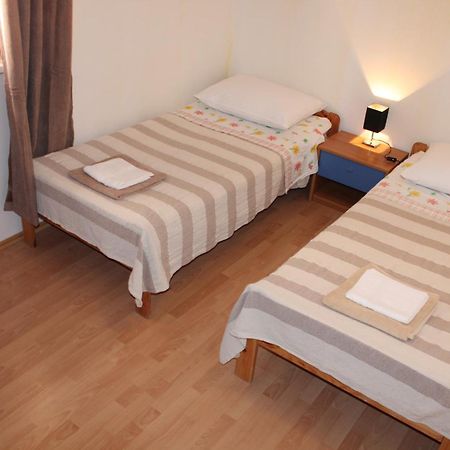 Apartments Ana Pula Luaran gambar